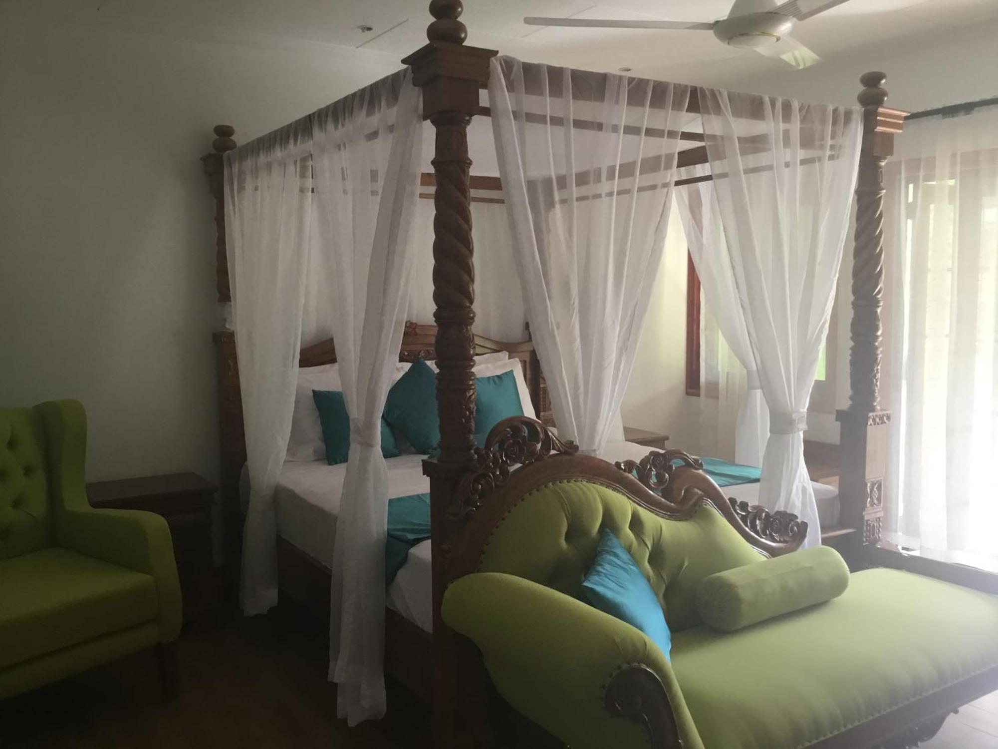 Benjamine'S Guesthouse La Digue Exterior photo