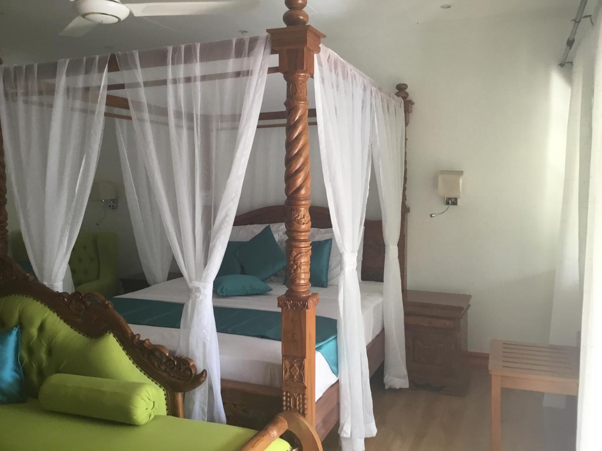 Benjamine'S Guesthouse La Digue Exterior photo