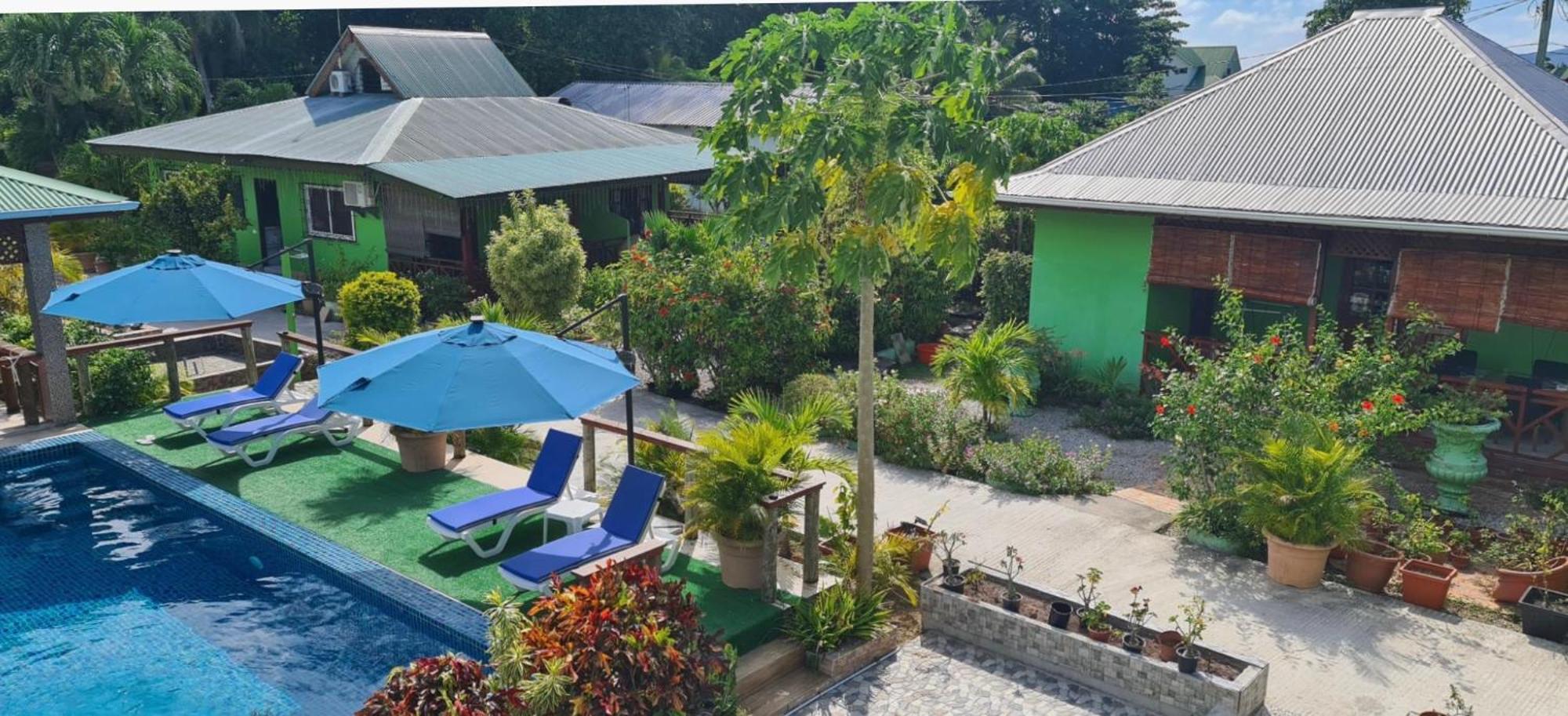 Benjamine'S Guesthouse La Digue Exterior photo
