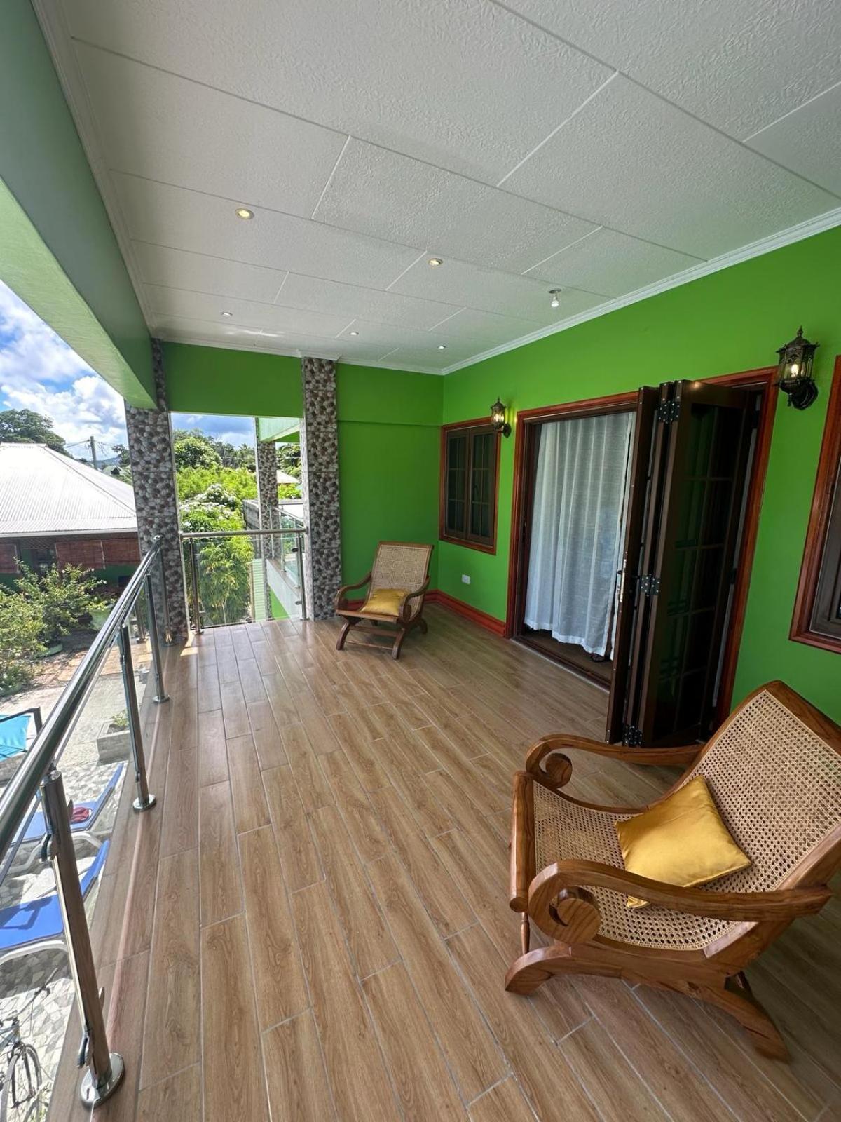 Benjamine'S Guesthouse La Digue Exterior photo